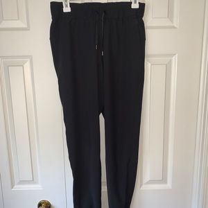 Lululemon On The Fly Joggers